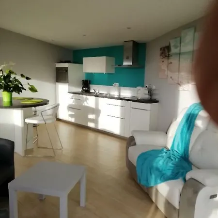 Апартаменты Les Balcons De Pair